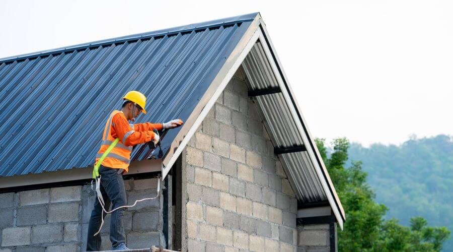 Professional residential roofers in Key Biscayne, FL